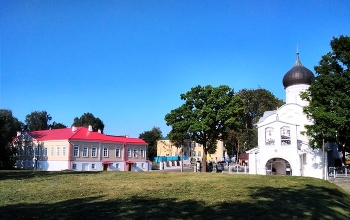 хороший летний день / полдень,жарко, ясно)