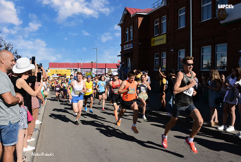 Вперёд, к победам ! / *Бирский полумарафон "Дикий мёд"