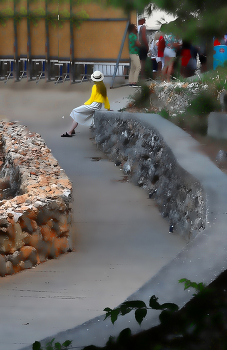 В сторонке... / ***