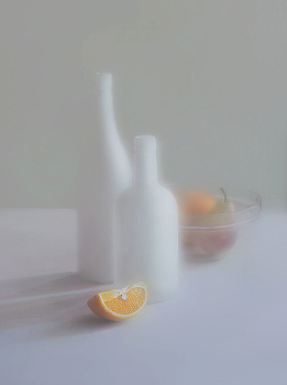 c белыми бутылками / high key