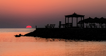 Восход. / Макади Бей. Красное море. Египет