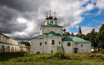Церковь Успения Пресвятой Богородицы в Александрове. / ***