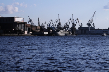 Порт в Санкт-Петербурге / Порт в Санкт-Петербурге