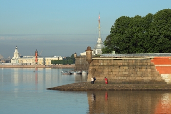 2228 / Санкт-Петербург, вид с Кронверкской наб. на Петропавловскую крепость и стрелку Васильевского острова, 2013 г.