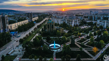 Стела «Город трудовой доблести» Новокузнецк / Стела «Город трудовой доблести» Новокузнецк