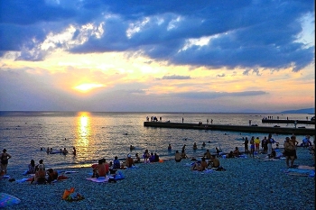 ЗАКАТ. / ЧЁРНОЕ МОРЕ. ДИВНОМОРСКОЕ .