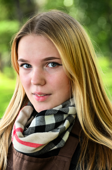 Уличный портрет. / ***