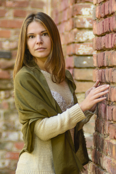 В груди доверчивой и слабой Еще достаточно отваги / В Минске на руинах спиртового завода