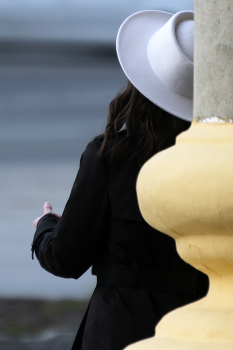 оборотная сторона / поиск ракурса