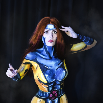 Jean Grey Body-Art - Marvel Comics / Jean Grey Body-Art - Cosplay
Джин Грей из вселенной Marvel Comics - Боди-Арт - Косплей 

Приветик, Я Люсия, делаю Боди-Арты и рисую на себе в прямом эфире на своем канале на 📺 Twitch - https://www.twitch.tv/wolffix
Хочешь сигну в Боди-Арте в &quot;образе&quot; - ты пришел по адресу ;) 
 
💎 Все мои соц. сети в одной ссылочке: https://wolffix.ru/
∽∽∽∽∽∽∽∽∽∽∽❀∽∽∽∽∽∽∽∽∽∽∽∽
 
#ДжинГрей #MarvelComics #бодиарт #косплей #BodyArt