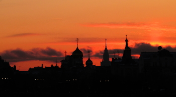 Чисто московский силуэт / Вид с Большого Каменного моста