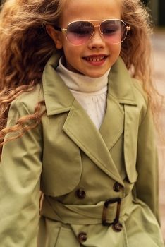 Модный тренч / модель Полина Шутова