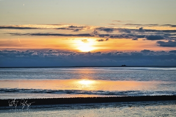 &nbsp; / Sonnenuntergang am Meer im November