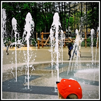 Не писающий мальчик / Лето это маленькая жизнь