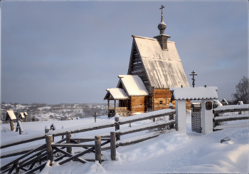 На горе Левитана / Воскресенская церковь из села Билюково в Плёсе.