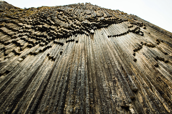 Симфония камней / Базальтовый оргАн матушки природы. Каменные столбы в ущелье реки Азат, рядом с Гарни, Армения. Подобное есть еще в Исландии.