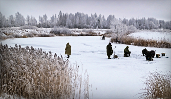 На рыбалку плюнь ... / Однажды в январе.