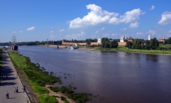 Новгород. / ***