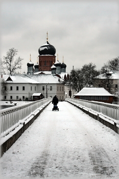 &nbsp; / Покровская Введенская Островная женская пустынь.остров Вятского озера.
