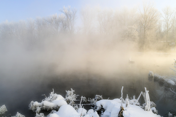 Стелится туман над рекой / Сюжеты зимы