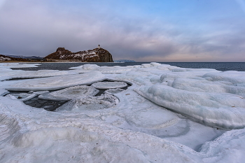 Ледяные берега / В конце января постояли неплохие морозы, и природа наваяла на море ледяных чудес. Выехали погулять, подышать. Снимать вообще не думал (уж переснято этих видов с лихвой) , но увидел и не удержался. А то штормами переломает... 05.02.23