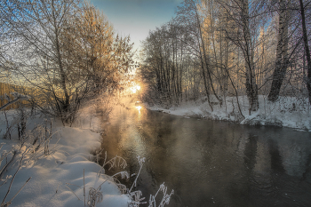 Рассвет на речке / Зимнее утро