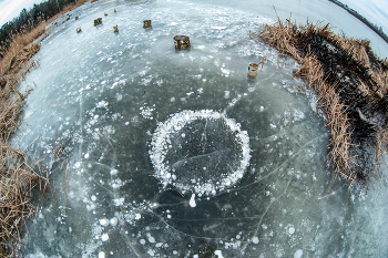 круг на льду / Nikon D 700 + зенитар 16 мм 2.8