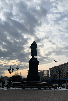 &nbsp; / вечером на Пушкинской