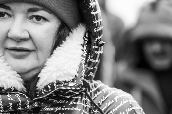 &nbsp; / На улице города...