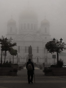 Странник / По дороге к собору