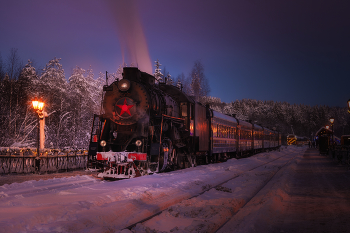 Вечером на станции Рускеала. / Фото снято во время поездки в Карелию