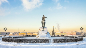 Здравствуй, град Петров! / Петербург. Сенатская площадь. Январь 2016.