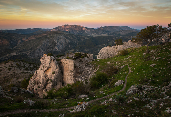 После заката... / После заката, 2023