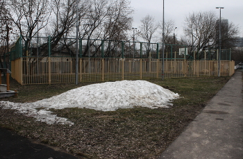 Могила прошлогодней зимы / Могила прошлогодней зимы