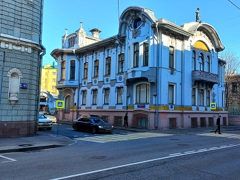 улица Поварская / улица Поварская