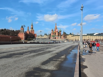 Вид на Красную площадь с Большого Москворецкого моста / Вид на Красную площадь с Большого Москворецкого моста