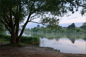 Утро на берегу / Тишина и покой... Прохлада...