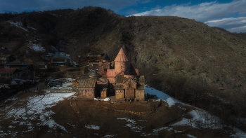 Монастырь Гошаванк в Армении / Армения Февраль 2023
