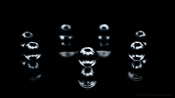 Иллюзия обмана / Сколько шаров вы видите?
Правильный ответ: 1