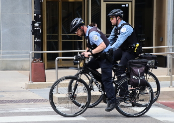 Полицейские Чикаго / ***