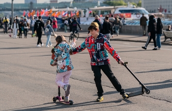 В праздники / 9 мая