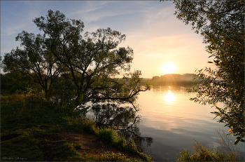 Горячий закат / Мягкое солнце, тишина безветрия...