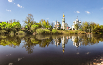 Вологодский кремль... / Вологодский кремль на реке Вологда...май месяц...