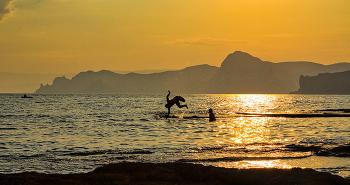 Вечер в бухте Капсель / Крым. Судак. Возможно репост