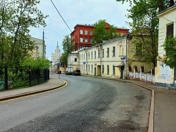 Колпачный переулок / Колпачный переулок