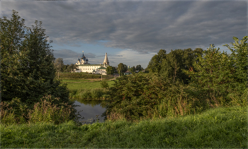 &nbsp; / Суздаль, летний вечер.
https://irina-pro-photo.ru/suzdal-summer