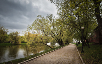 В весеннем парке... / ***