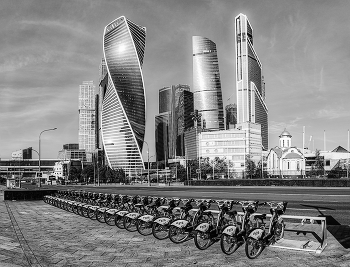 Улицы города / Москва, сити.