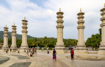 ЗЕЛЕНЫЙ ОСТРОВ / Hainan