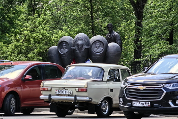 Автолегенда . / Картинка с парковки .